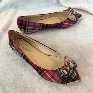 BRAND NEW Plaid Shoedazzle Flats